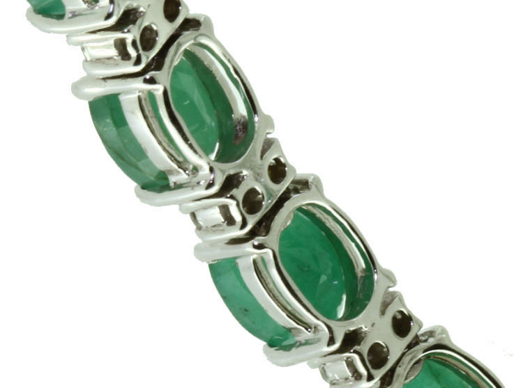 37.00ct Emerald & Diamond Necklace in 14K White Gold