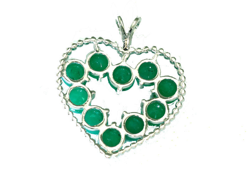 2.86ct Emerald Necklace in 18K White Gold