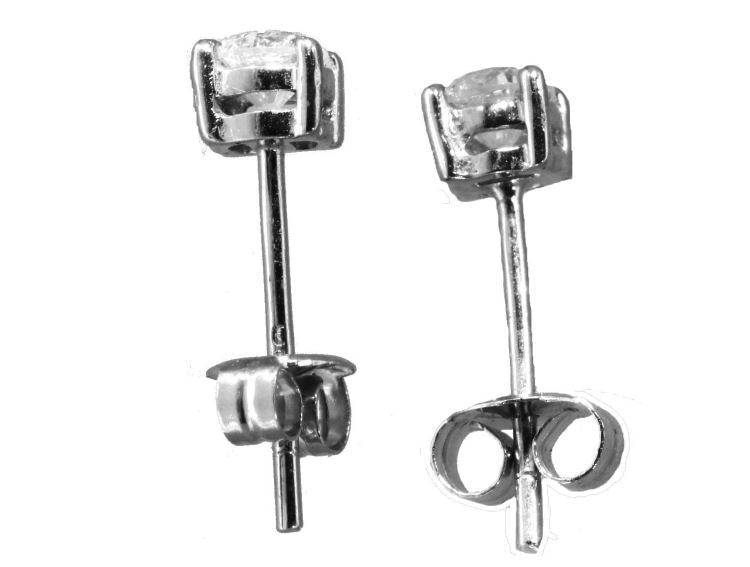 0.30ct Stud Diamond Earrings (Round-Cut) in 10K Gold