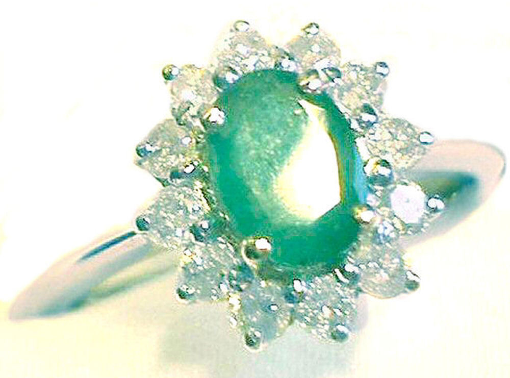 1.14ct Emerald & Diamond Ring in 8K White Gold