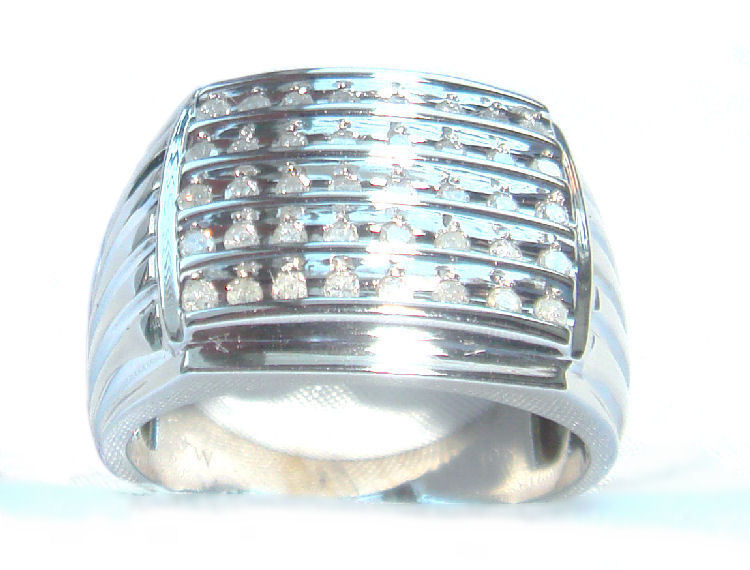 0.52ct Gent's Diamond Ring in 10K White Gold