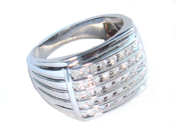 0.52ct Gent's Diamond Ring in 10K White Gold