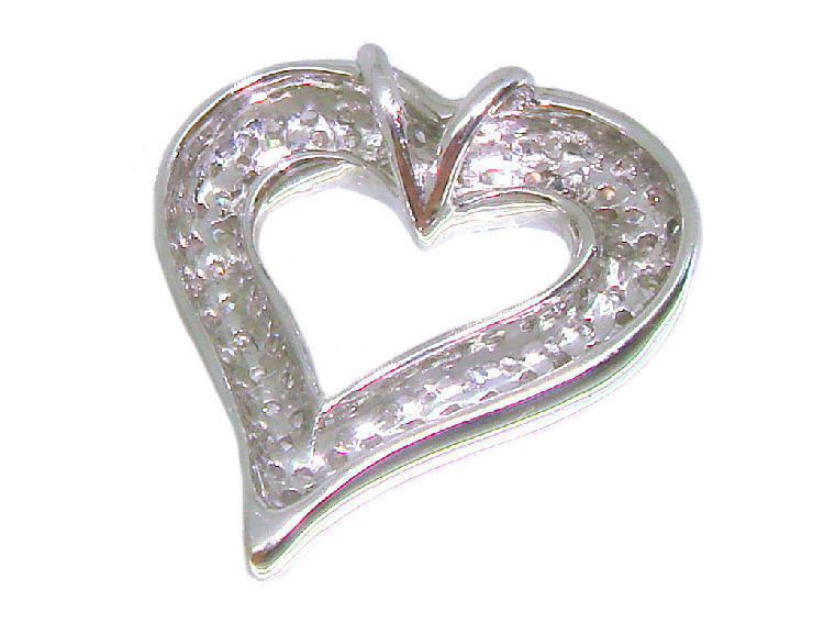 0.39ct Heart-Shaped Diamond Necklace in 18K White Gold