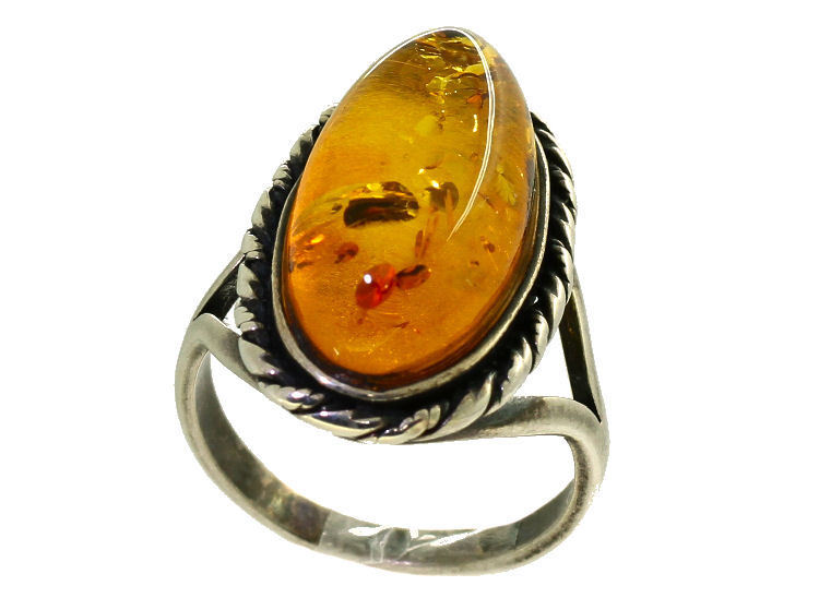 4.70cts Cabochon Oval Amber Ring Set In Silver