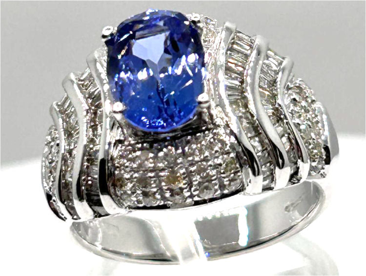 3.14ct Tanzanite & Diamond Ring in 14K White Gold
