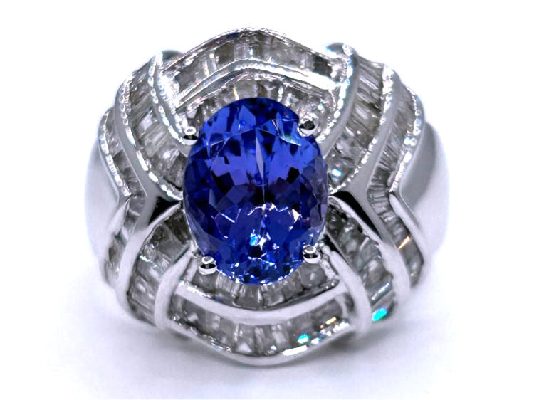 4.41ct Tanzanite & Diamond Ring in 14K White Gold - Round Shape