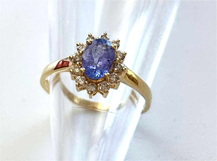 1.14ct Tanzanite & Diamond Ring in 14K Yellow Gold