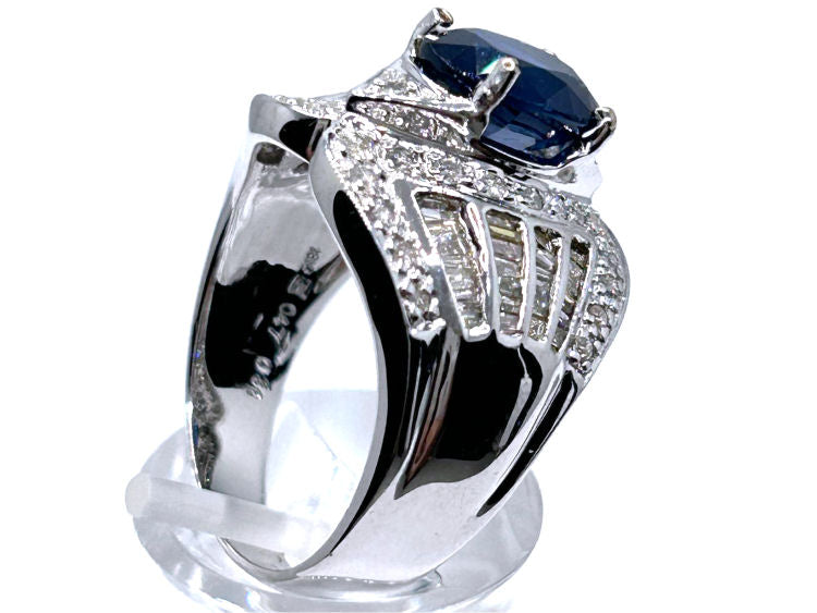 2.81ct Sapphire & Diamond Ring in 18K White Gold