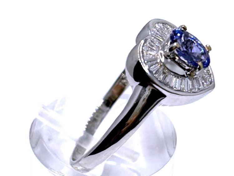 0.95ct Tanzanite & Diamond Diamond Ring in 18k White Gold