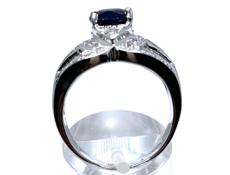 2.81ct Sapphire & Diamond Ring in 18K White Gold