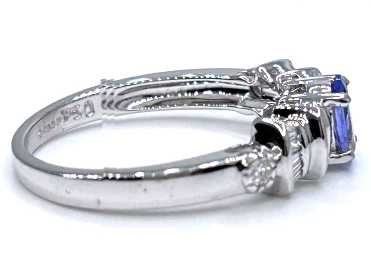 0.84ct Tanzanite & Diamond Ring in 18K White Gold