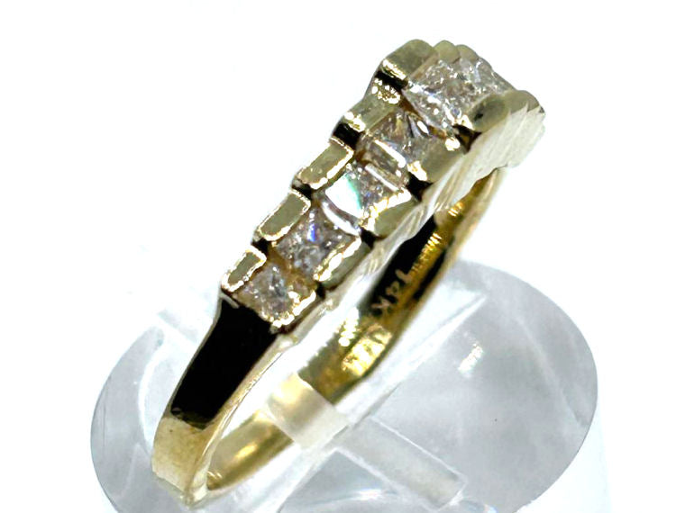 0.50ct Diamond Ring in 14K Yellow Gold