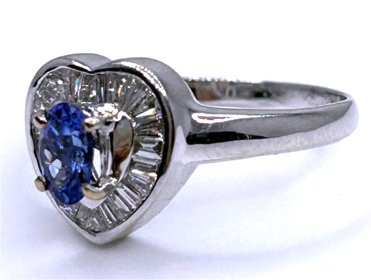 0.95ct Tanzanite & Diamond Diamond Ring in 18k White Gold