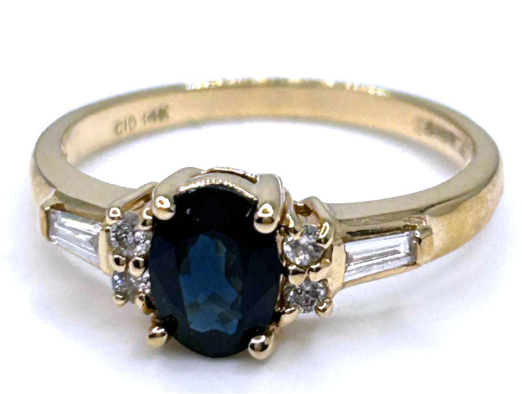 0.95ctw Diamond and Sapphire In 14K Yellow Gold Ring