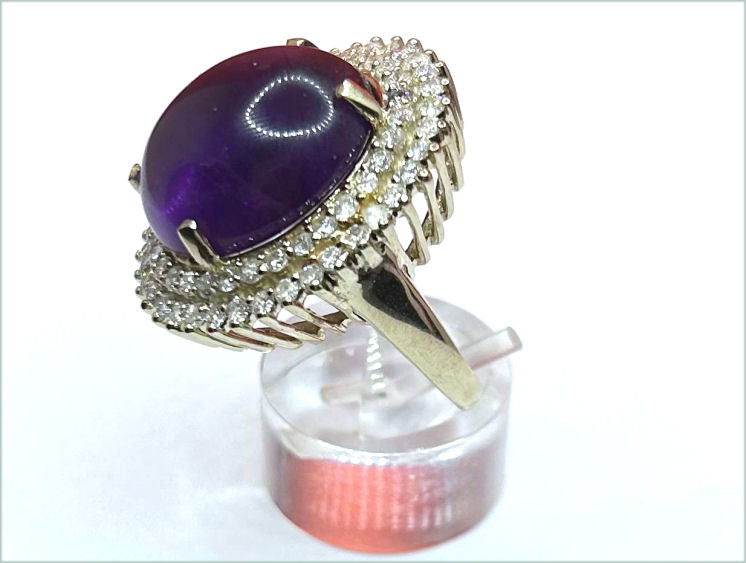 16.93ctw Diamond and Amethyst Set in 18K Yellow Gold Ring