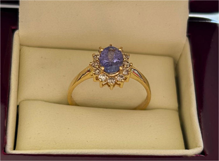 1.14ct Tanzanite & Diamond Ring in 14K Yellow Gold