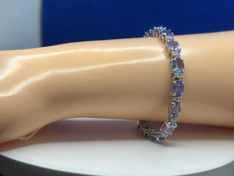 19.30ct Tanzanite & Diamond Bracelet in 14K White Gold