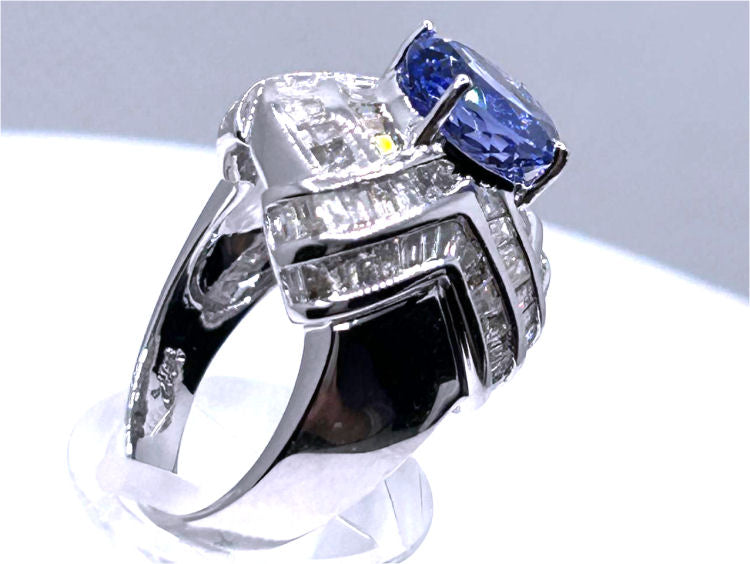 4.41ct Tanzanite & Diamond Ring in 14K White Gold - Round Shape