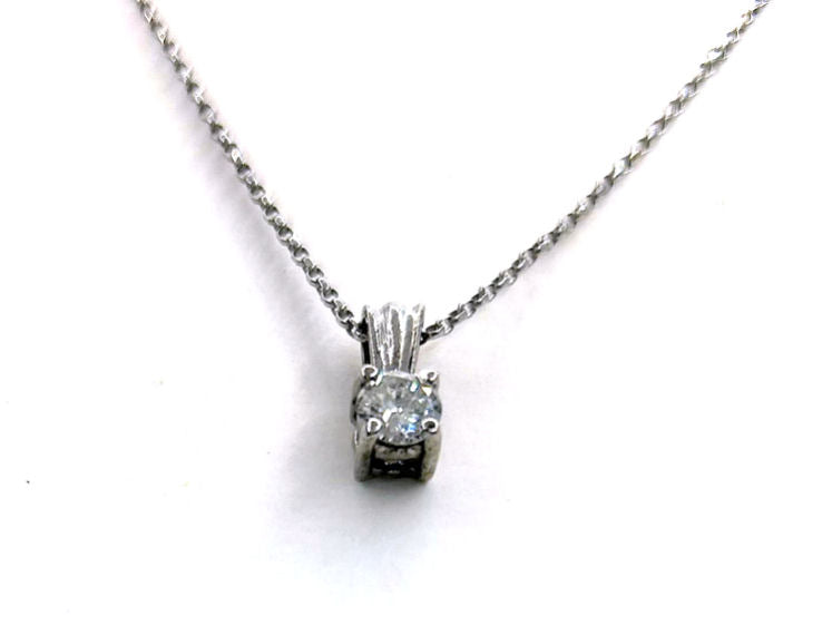 0.25ct Diamond Necklace in 14K & 18K White Gold