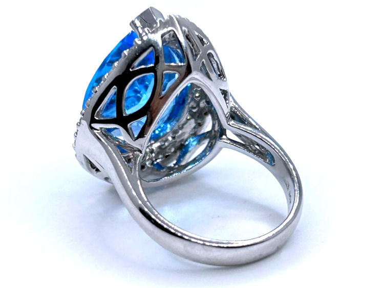 15.10ct Swiss Blue Topaz & Diamond Ring in 14K White Gold
