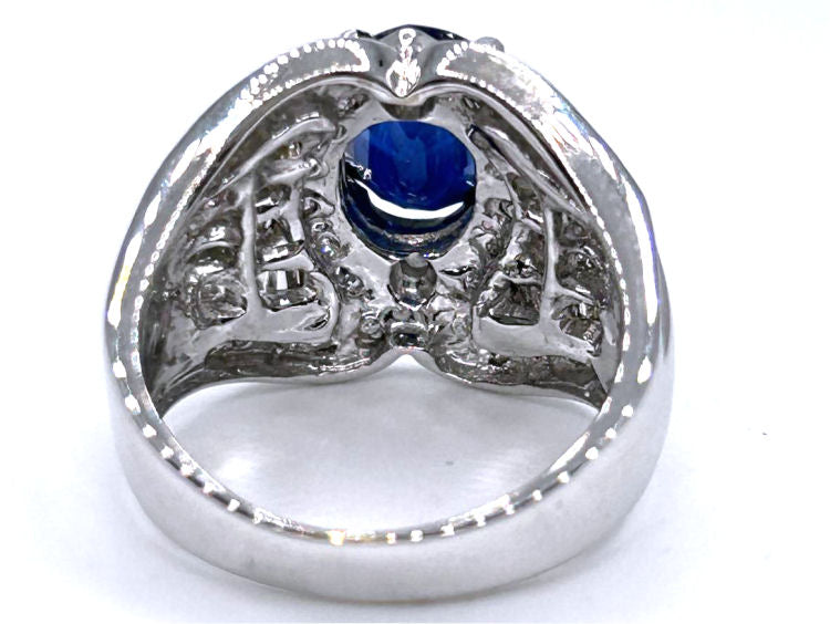 2.81ct Sapphire & Diamond Ring in 18K White Gold