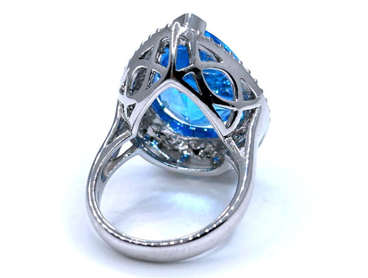 15.10ct Swiss Blue Topaz & Diamond Ring in 14K White Gold