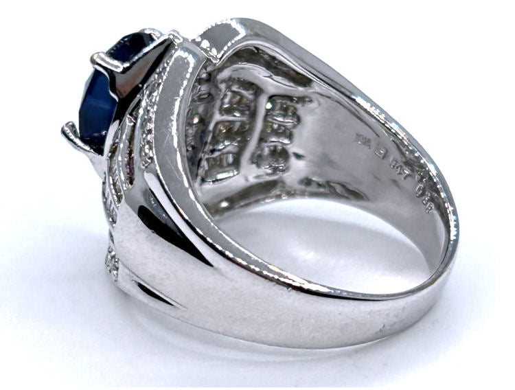 2.81ct Sapphire & Diamond Ring in 18K White Gold
