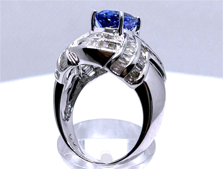 4.41ct Tanzanite & Diamond Ring in 14K White Gold - Round Shape