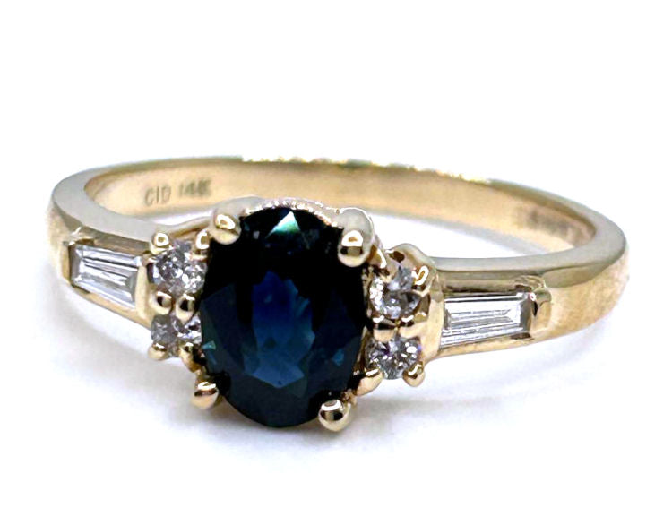0.95ctw Diamond and Sapphire In 14K Yellow Gold Ring