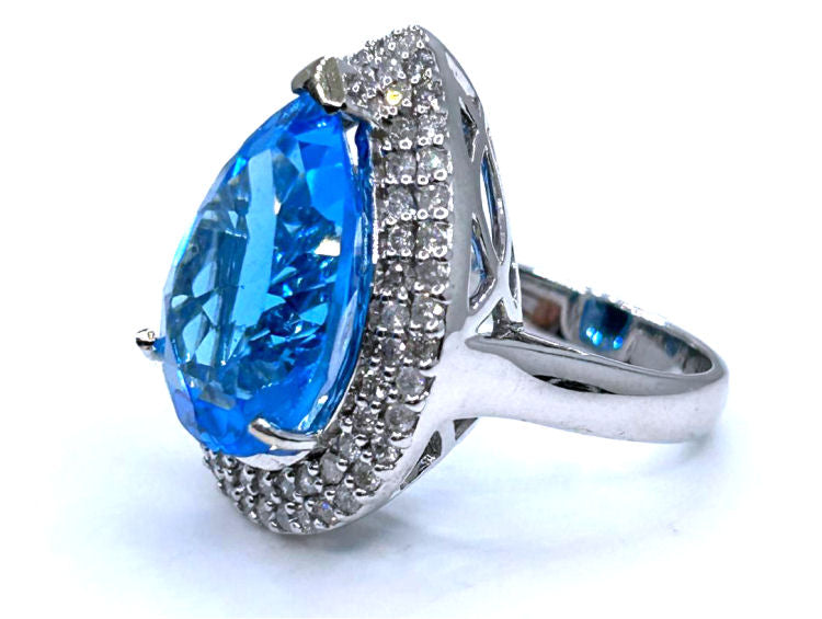15.10ct Swiss Blue Topaz & Diamond Ring in 14K White Gold