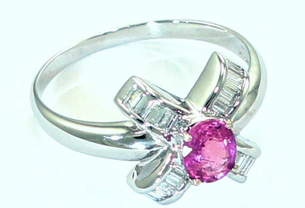0.96 Carats Sapphire VS Diamond ring in 18k White Gold