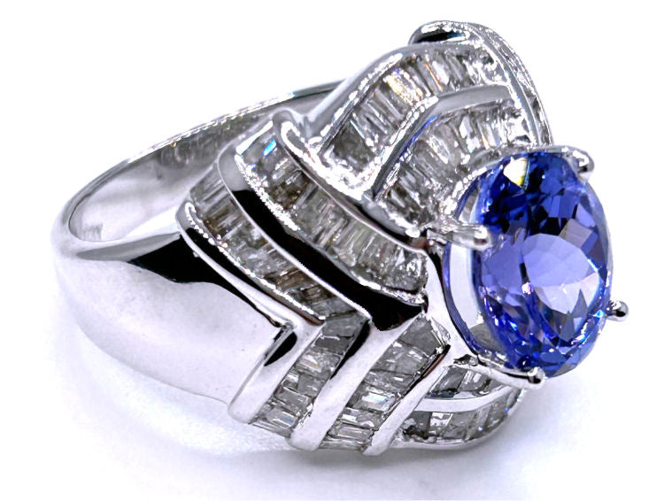 4.41ct Tanzanite & Diamond Ring in 14K White Gold - Round Shape