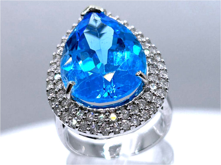 15.10ct Swiss Blue Topaz & Diamond Ring in 14K White Gold