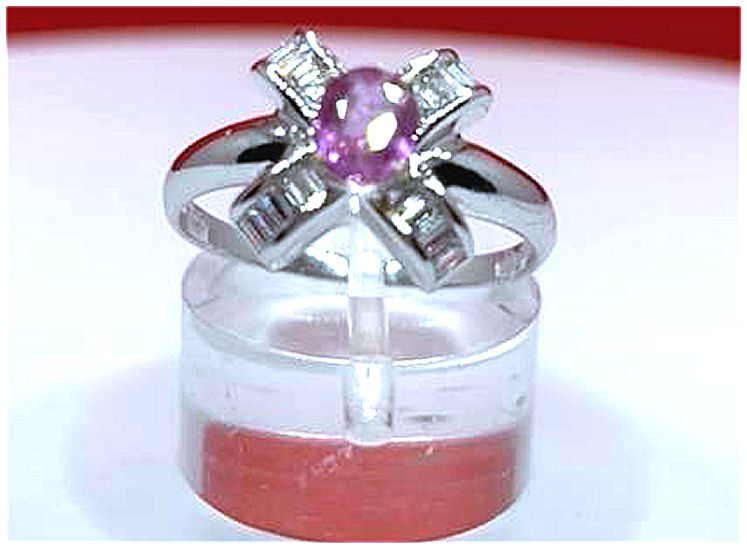 0.96 Carats Sapphire VS Diamond ring in 18k White Gold