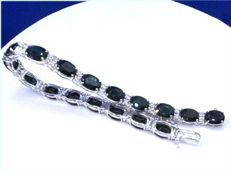 23.05ct Sapphire & Diamond Bracelet in 12K White Gold