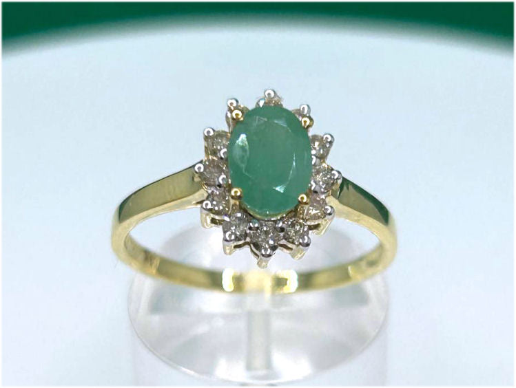 1.14ct Emerald & Diamond Ring in 14K Yellow Gold