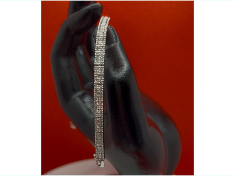 3.93ctw Diamond Tennis Bracelet In 18kt White Gold