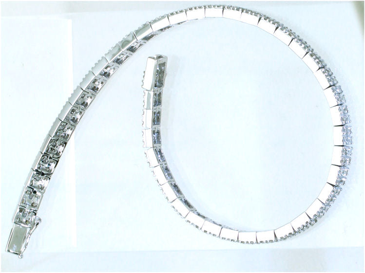 3.93ctw Diamond Tennis Bracelet In 18kt White Gold
