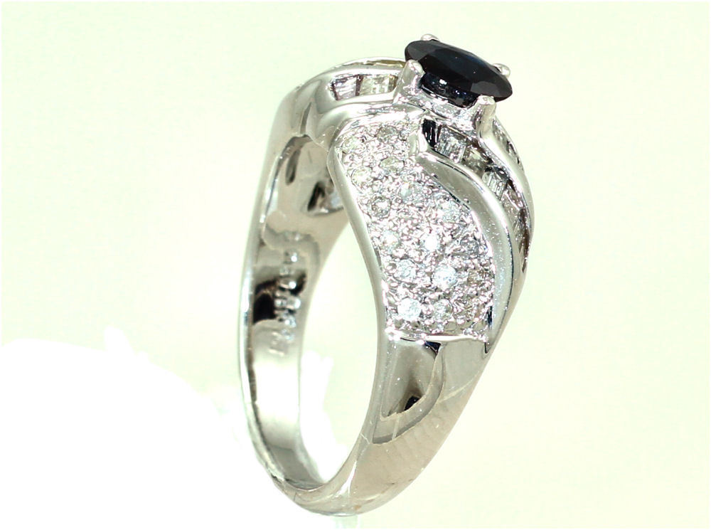 1.38 Ct Diamond Blue Sapphire Ring in 18k White Gold