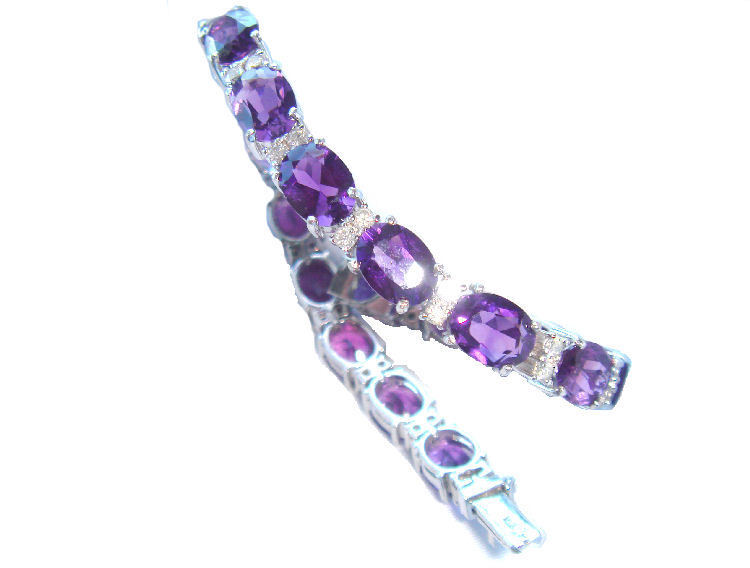 23.35ct Amethyst & Diamond Bracelet in 12K White Gold