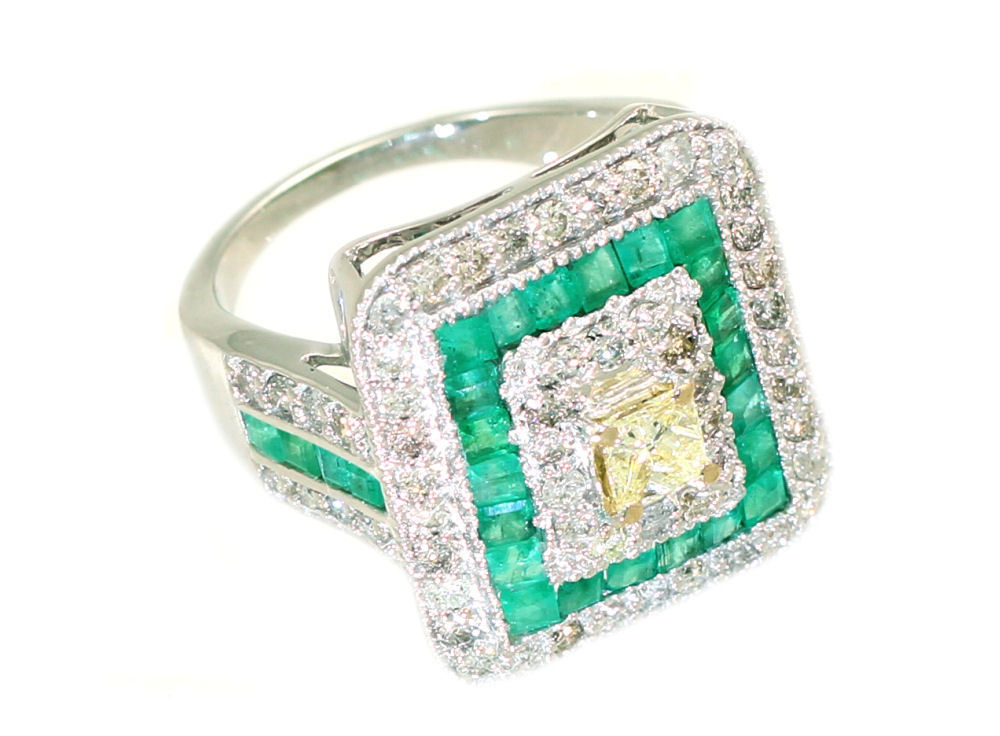 2.96ctw Diamond and Emerald Set in 18K White Gold Ring