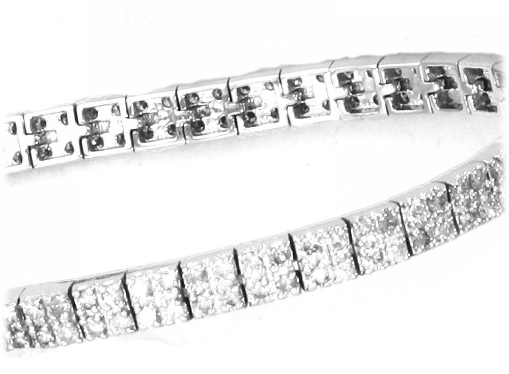 3.93ctw Diamond Tennis Bracelet In 18kt White Gold