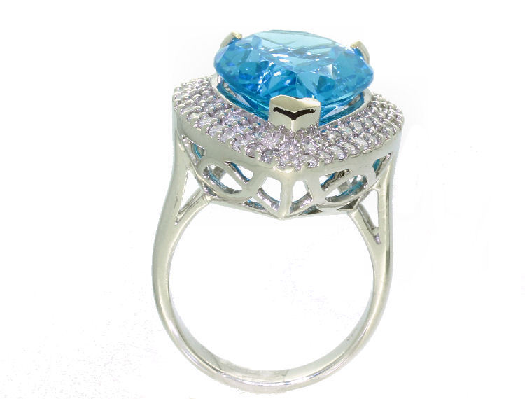 15.10ct Swiss Blue Topaz & Diamond Ring in 14K White Gold